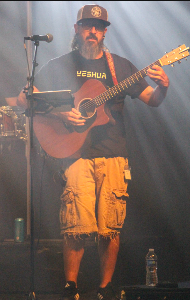 Bill Farler performing with After Sunday